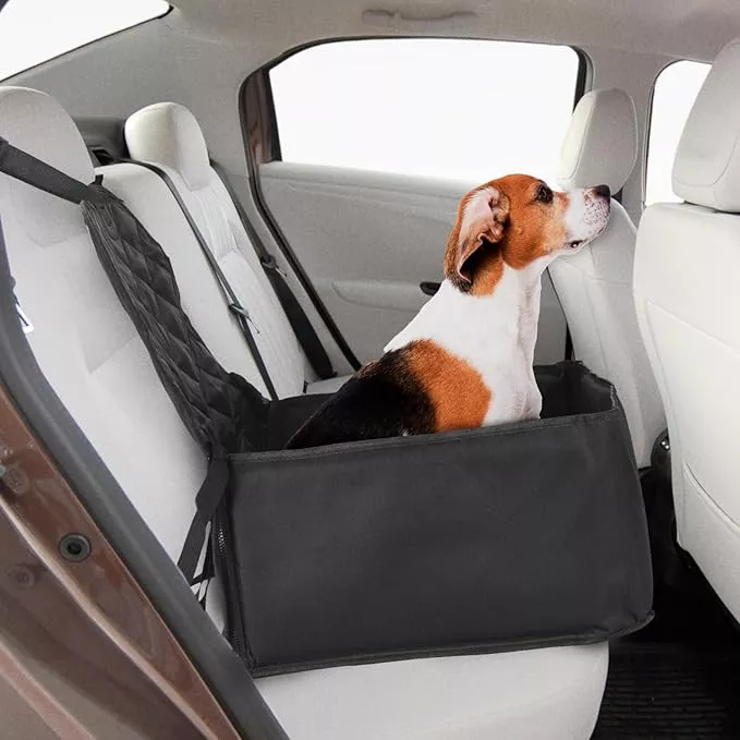 Black Rhino Pet Car Seat Black – Booster Seat for Small and Medium Dogs – Safe Protects Back Car Seats from Scratches and Messes – Robust and Waterproof Dog Accessories for Traveling